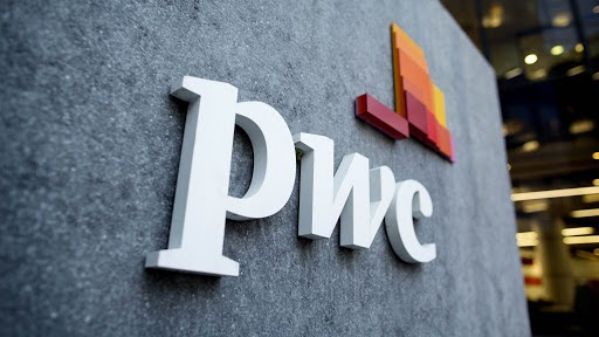 Sếp PwC: Nhân viên ít kinh nghiệm nên ngồi ở văn phòng để được thăng tiến nhanh hơn