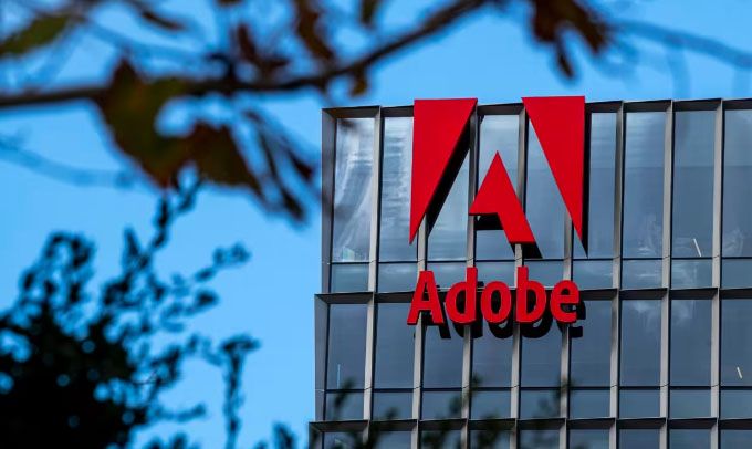 Microsoft hợp tác với Adobe nhằm tối ưu hoá năng lực sử dụng AI cho Marketing