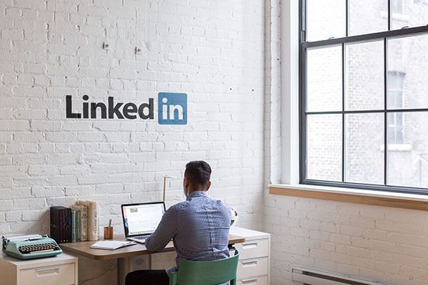 LinkedIn tiếp tục sa thải nhân viên trong bối cảnh doanh thu quảng cáo sụt giảm LinkedIn tiếp tục sa thải nhân viên trong bối cảnh doanh thu quảng cáo sụt giảm LinkedIn tiếp tục sa thải nhân viên trong bối cảnh doanh thu quảng cáo sụt giảm