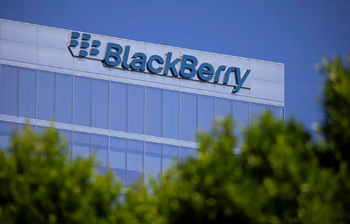 BlackBerry được ngỏ ý mua lại bởi một quỹ tư nhân BlackBerry được ngỏ ý mua lại bởi một quỹ tư nhân BlackBerry được ngỏ ý mua lại bởi một quỹ tư nhân