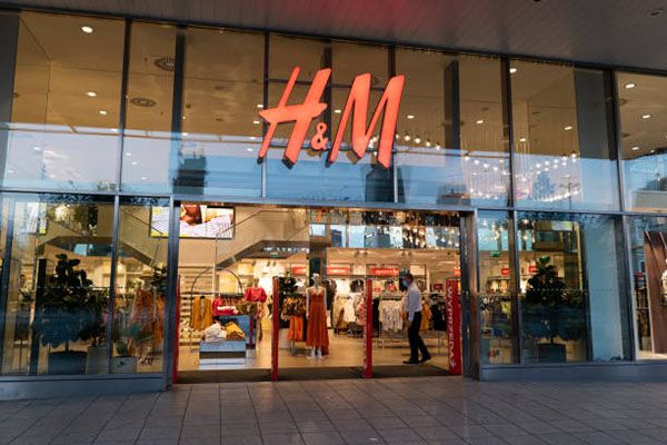 H&M giảm mục tiêu về doanh thu trong năm 2024