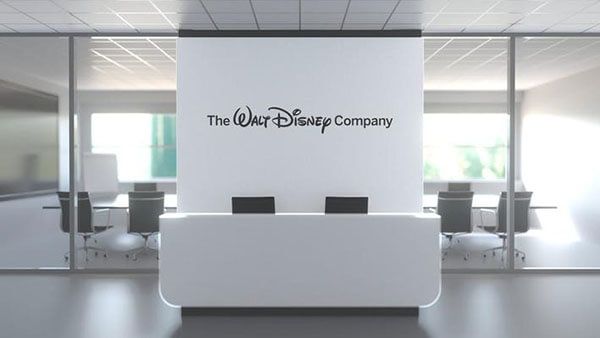 Disney: Metaverse và tương lai của Storytelling Disney: Metaverse và tương lai của Storytelling Disney: Metaverse và tương lai của Storytelling Disney: Metaverse và tương lai của Storytelling