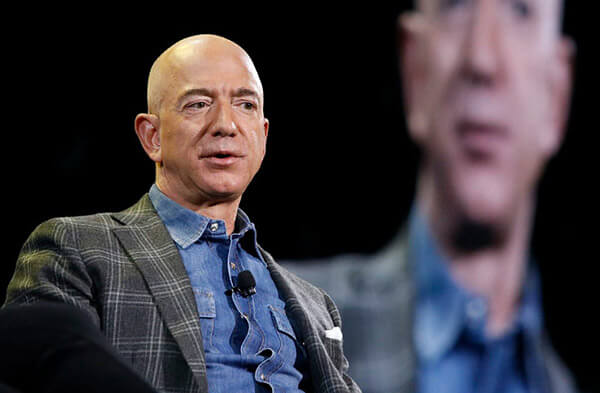 Từ hôm nay, Jeff Bezos chính thức rời khỏi vị trí CEO của Amazon với gần 200 tỷ USD