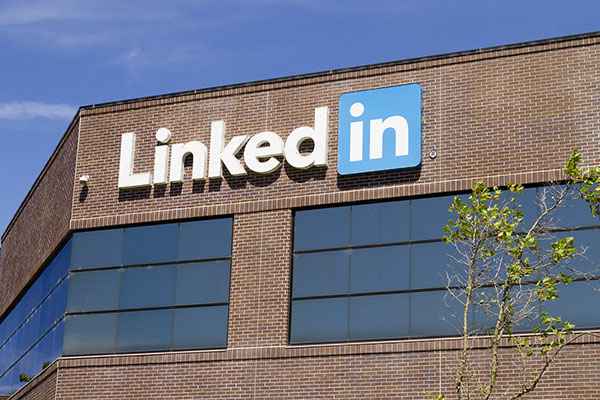 Doanh thu quảng cáo và tỉ lệ tương tác trên LinkedIn vẫn tăng mạnh giữa đại dịch