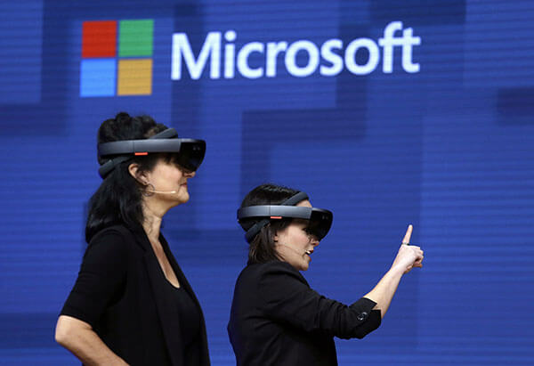 Microsoft sẽ ra mắt 'metaverse' cho ứng dụng văn phòng vào năm 2022
