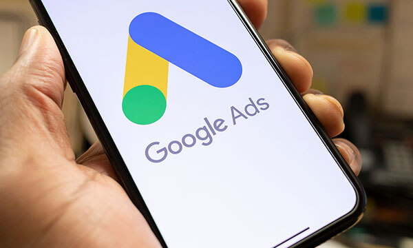 Google Ads ra mắt tính năng mới cho tài khoản người quản lý