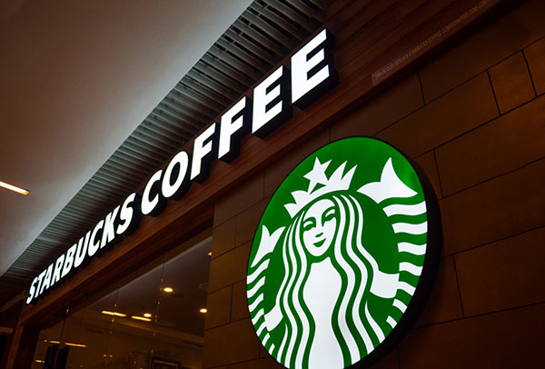 Starbucks đóng cửa 130 cửa hàng và rời khỏi Nga sau 15 năm