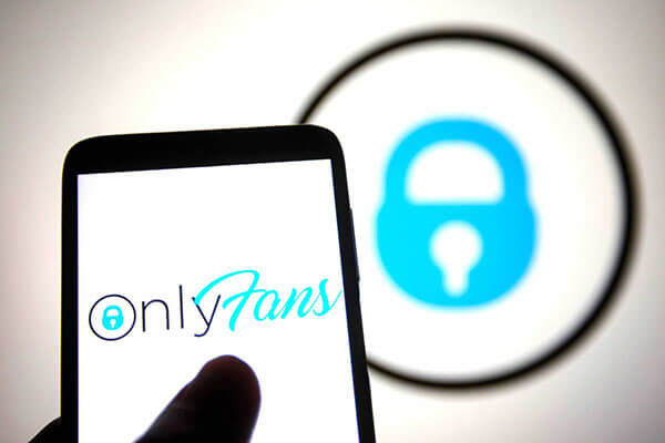 OnlyFans kiếm gần 1 tỷ USD khi người dùng chi tiêu đến 4.8 tỷ USD trong 2021