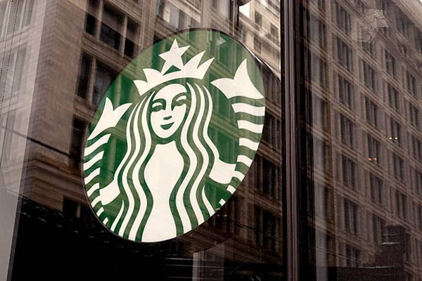Starbucks bán một thương hiệu cafe cho Nestle