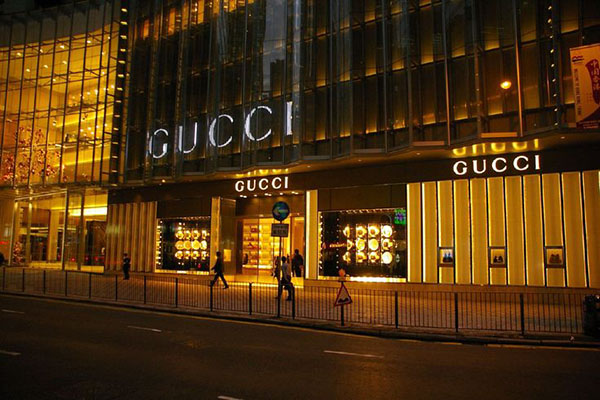 Doanh số của Gucci tại châu Á sụt giảm sâu